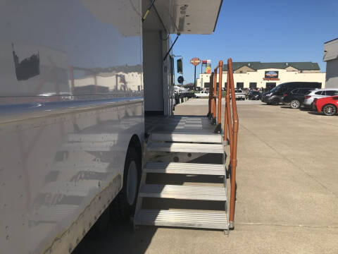 2012 Freightliner MT45 Chassis