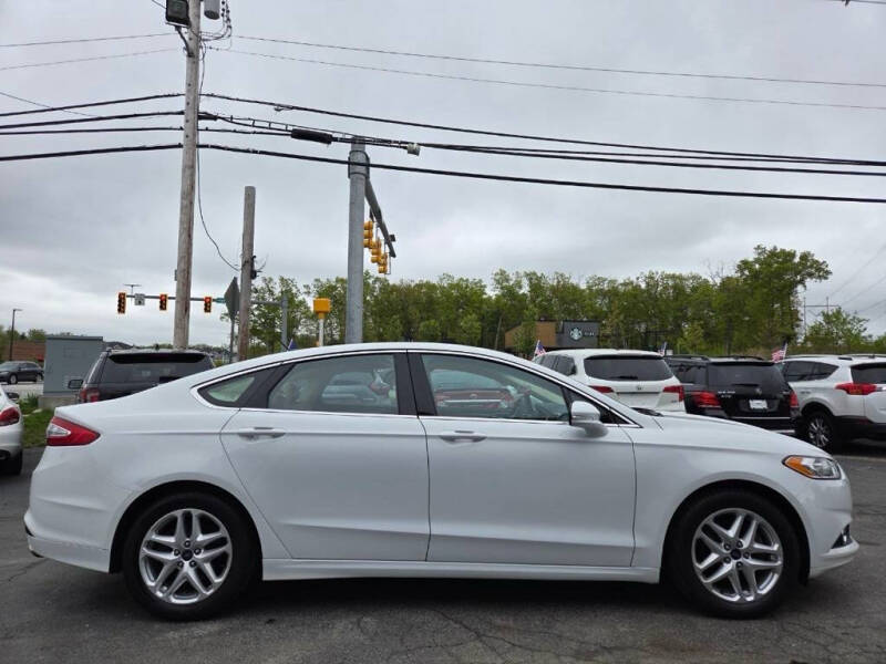 2013 Ford Fusion SE
