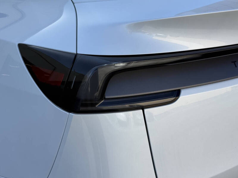 2026 Tesla Model Y Long Range