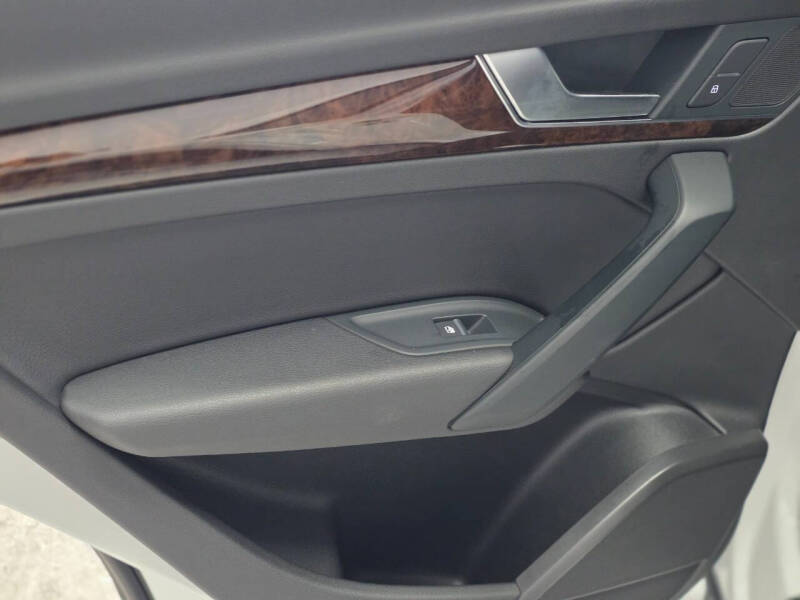 2018 Audi Q5 2.0T quattro Premium