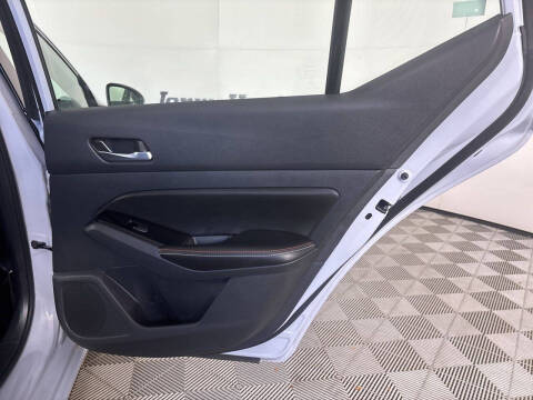 2023 Nissan Altima 2.0 SR