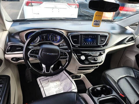 2019 Chrysler Pacifica Touring L