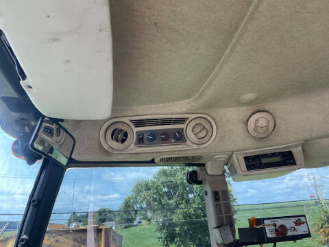 2009 John Deere 5085 M