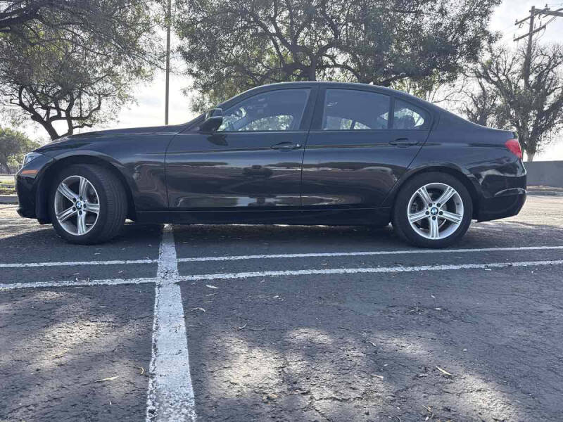 2013 BMW 3 Series 328i