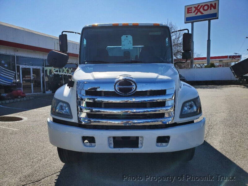2014 Hino 268