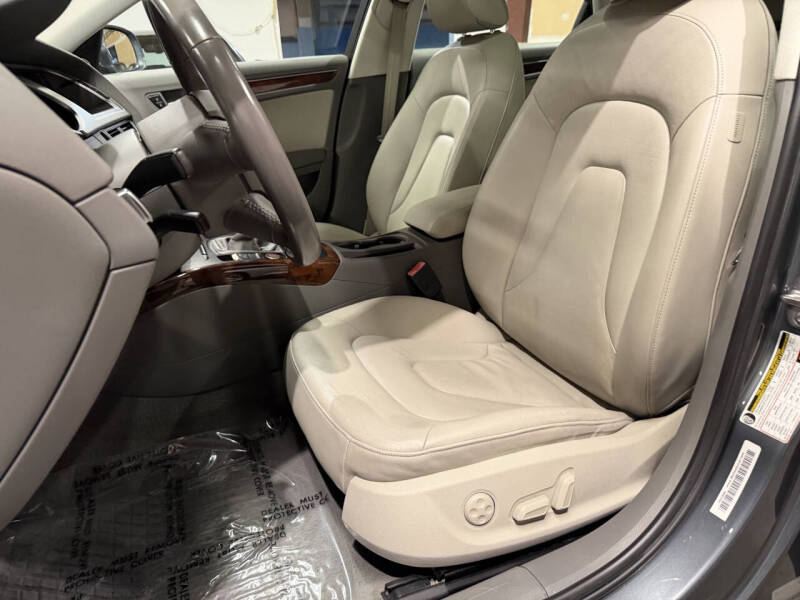 2012 Audi A4 2.0T quattro Prestige