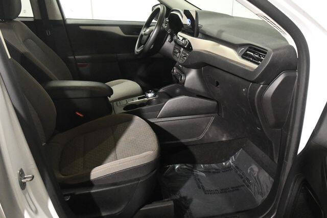 2022 Ford Escape Hybrid SE