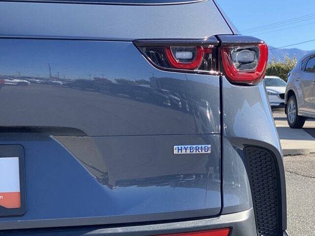 2025 Mazda CX-50 Hybrid Premium Plus