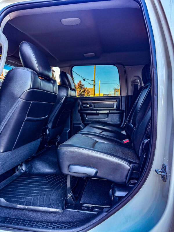 2016 RAM 2500 Laramie