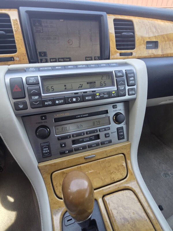 2005 Lexus SC 430