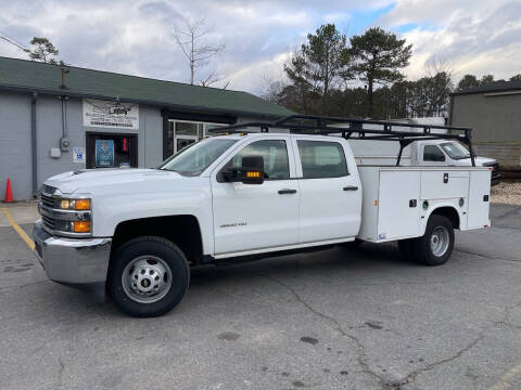 2018 Chevrolet Silverado 3500HD for sale at SELECTIVE Cars & Trucks in Woodstock GA