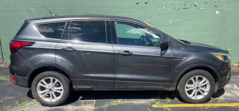 2019 Ford Escape SE