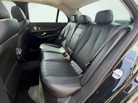 2017 Mercedes-Benz E-Class E 300 4MATIC