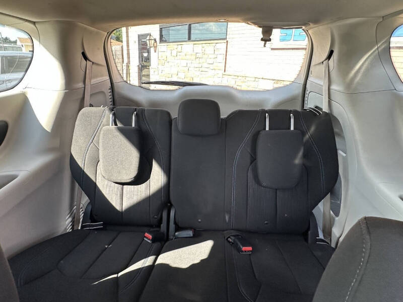 2021 Chrysler Pacifica Touring
