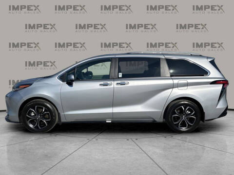 2025 Toyota Sienna Platinum 7-Passenger