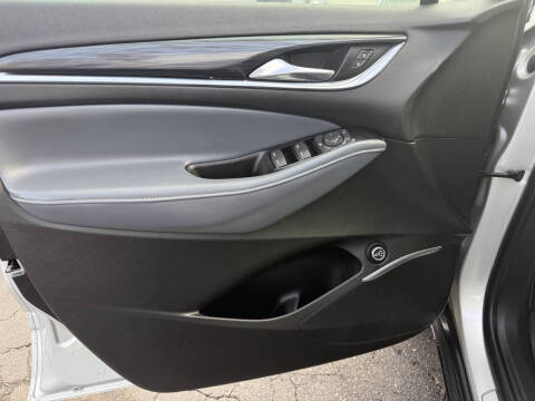 2018 Buick Enclave Essence