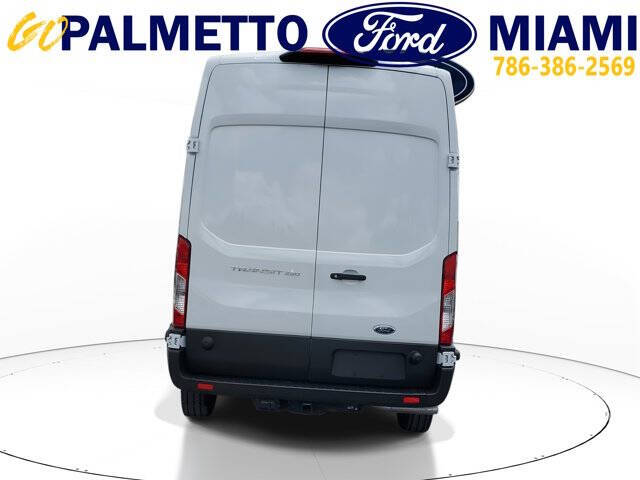 2025 Ford Transit 250