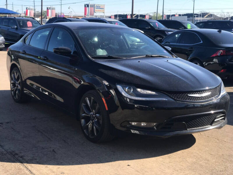 2015 Chrysler 200 S