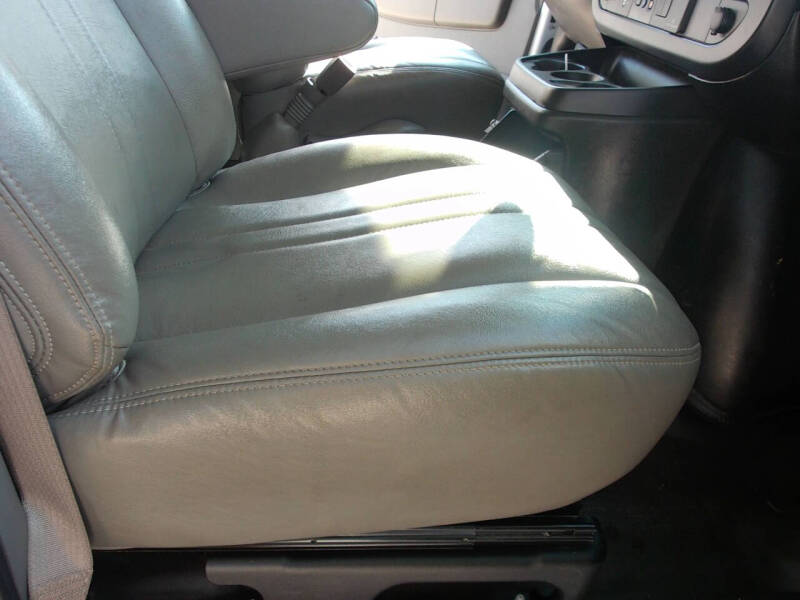 2020 Chevrolet Express 2500