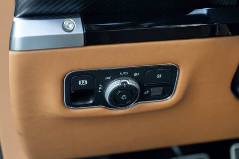 2025 Aston Martin Vantage