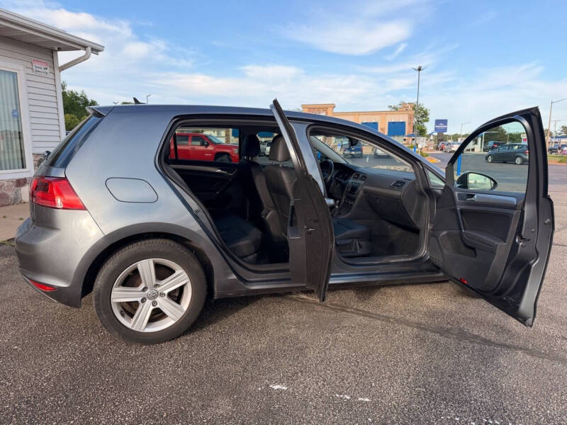 2017 Volkswagen Golf TSI Wolfsburg Edition