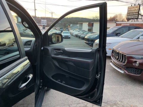 2016 Dodge Grand Caravan R/T