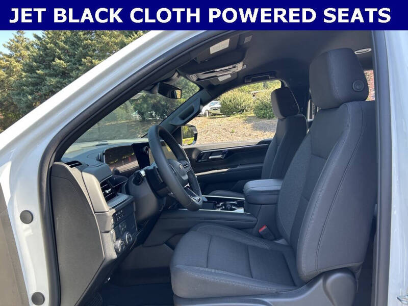 2025 Chevrolet Tahoe LS