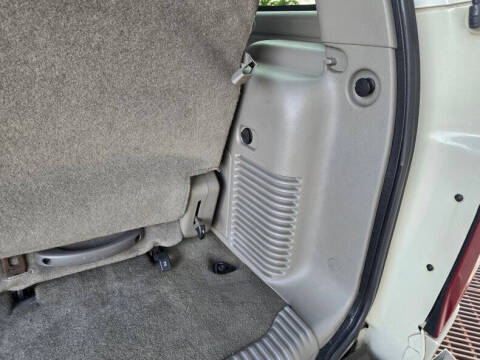 2004 Cadillac Escalade