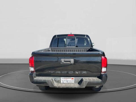 2019 Toyota Tacoma SR