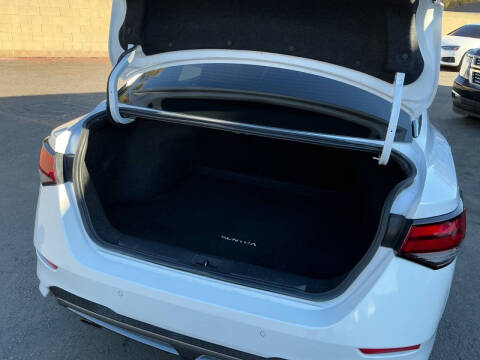 2022 Nissan Sentra SR