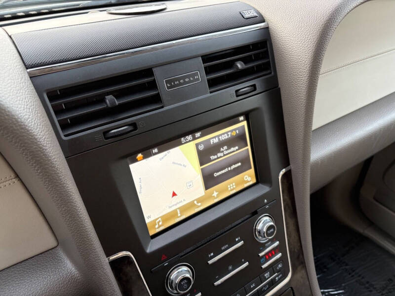 2016 Lincoln Navigator Select