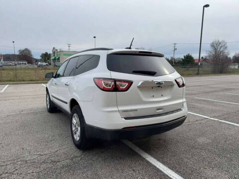 2017 Chevrolet Traverse LS