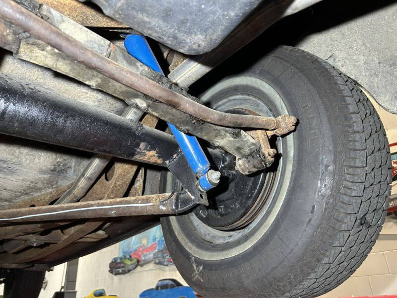 1947 Ford Super Deluxe