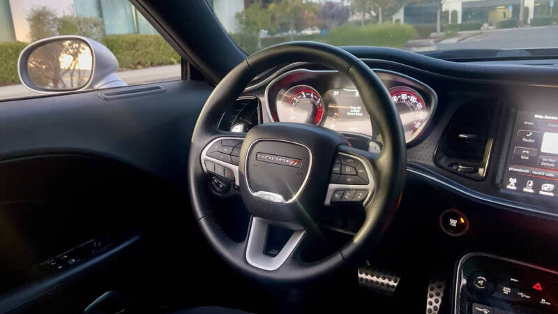 2016 Dodge Challenger R/T Plus