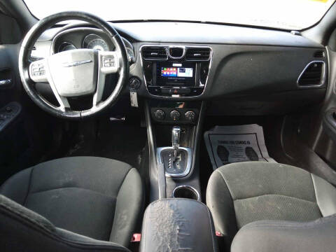 2012 Chrysler 200 Touring