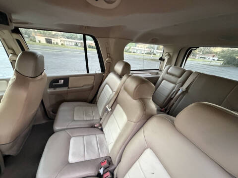 2004 Ford Expedition Eddie Bauer