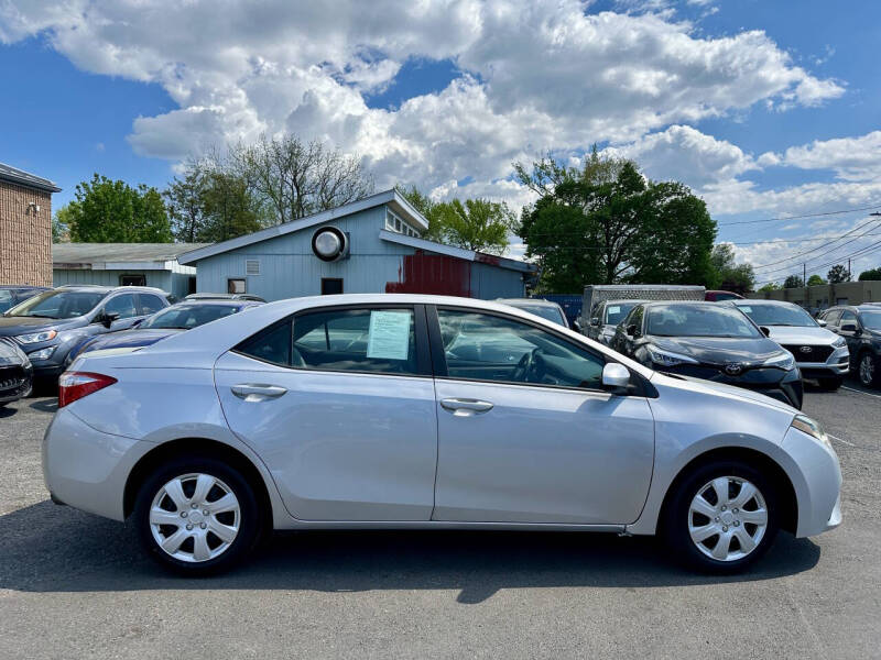 2016 Toyota Corolla LE
