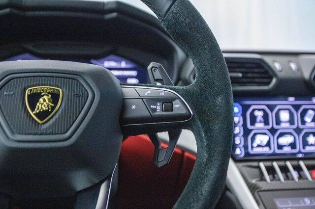 2022 Lamborghini Urus