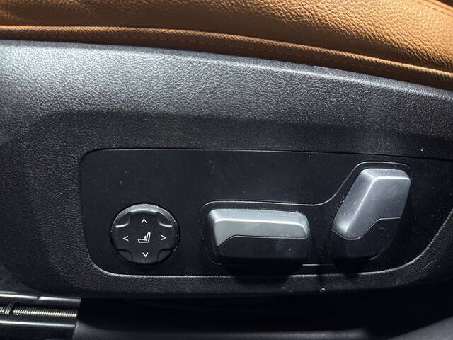 2023 BMW 3 Series 330e