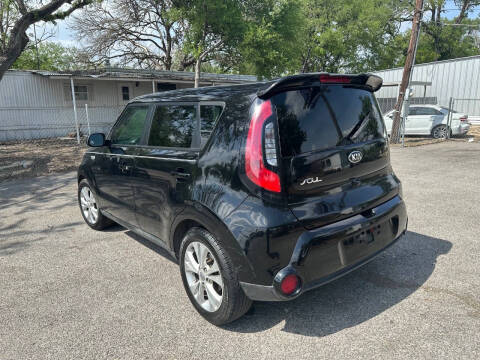 2016 Kia Soul +