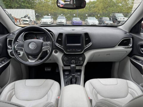 2020 Jeep Cherokee Altitude