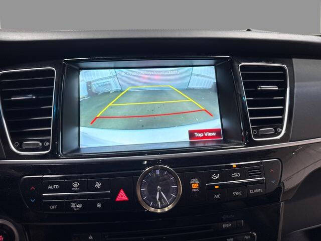 2016 Kia K900 Premium V6