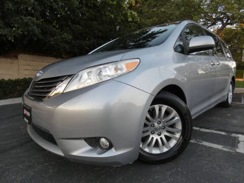 2015 Toyota Sienna