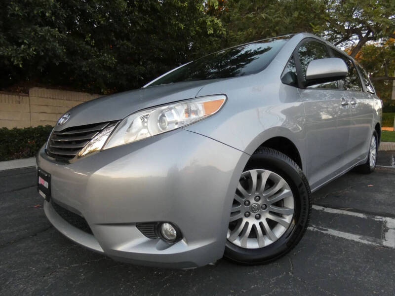 2015 Toyota Sienna