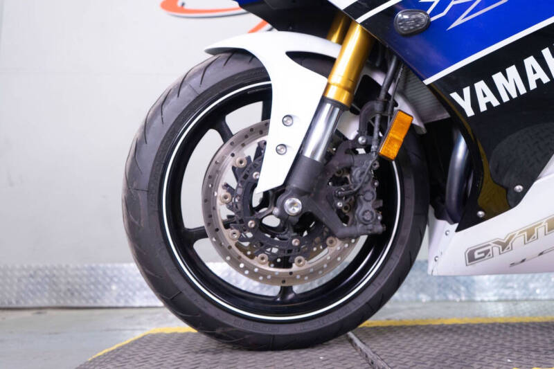 2013 Yamaha YZF-R1