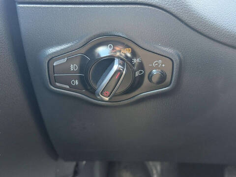 2011 Audi Q5 3.2 quattro Premium Plus