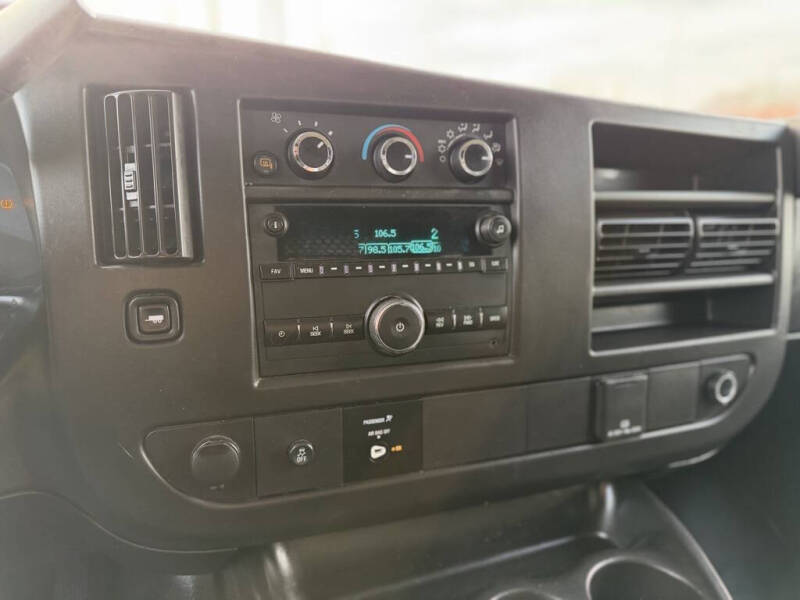 2020 GMC Savana 2500