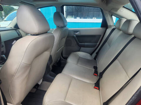 2011 Ford Focus Sport SES