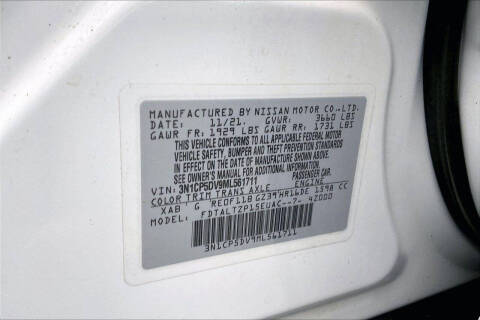 2021 Nissan Kicks SR