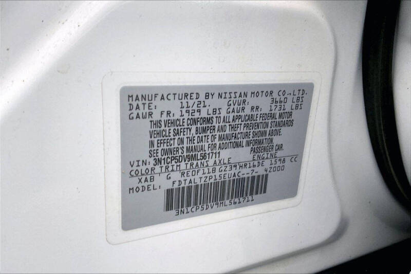 2021 Nissan Kicks SR